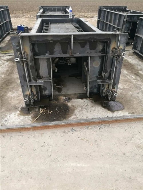 新疆u型排水渠模具廠家 保定振通模具加工廠